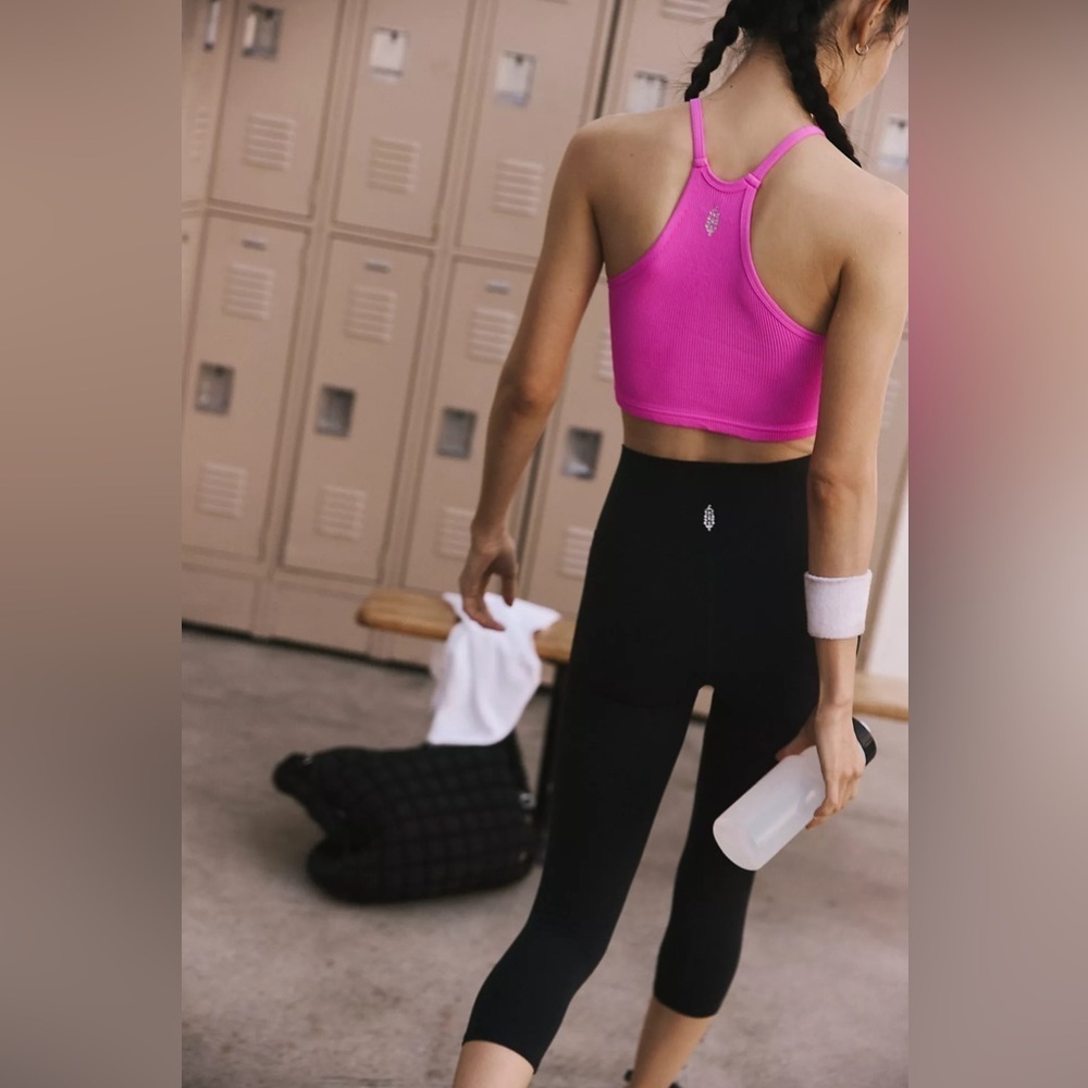 FREE PEOPLE MOVEMENT Happiness Runs Crop Tank IN IN HOT PINK - Picture 3 of 14